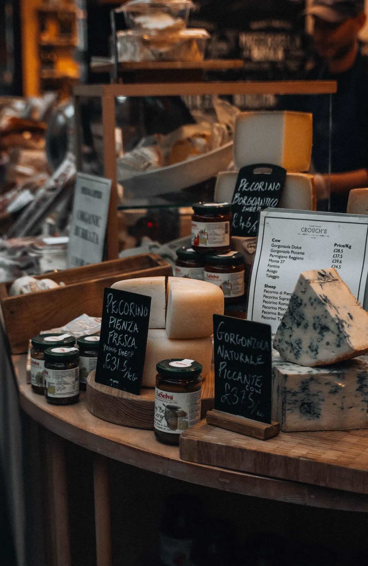 Pecorino Romano DOP zrejúci syr